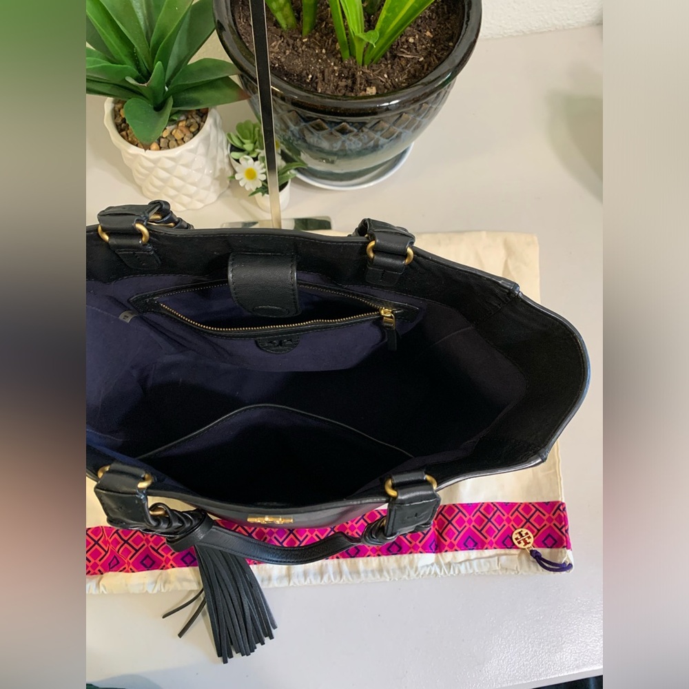 ππ TORY BURCH Brooke Leather & Suede Tote Handbag - Picture 9 of 15